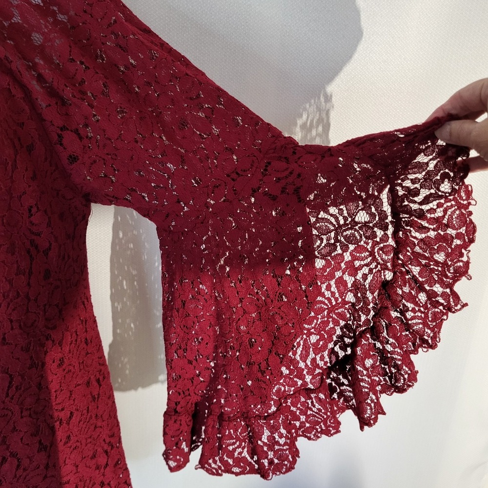 Forgotten Grace Burgundy Lace Off Shoulder Bell‎ Sleeve Top Women's Size L - Picture 7 of 8